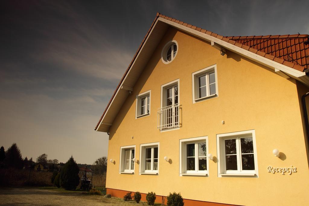 Noclegi Agape Płonia Exterior foto